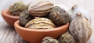 त्रिफला के गुण और उससे होने वाले आयुर्वेदिक इलाज